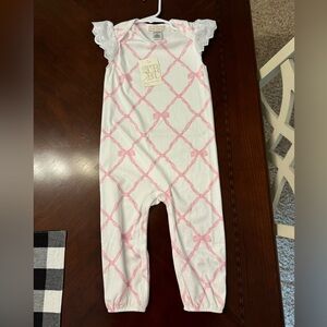 Beaufort Bonnet Belle Meade Bow Wendy’s Warm Onsie